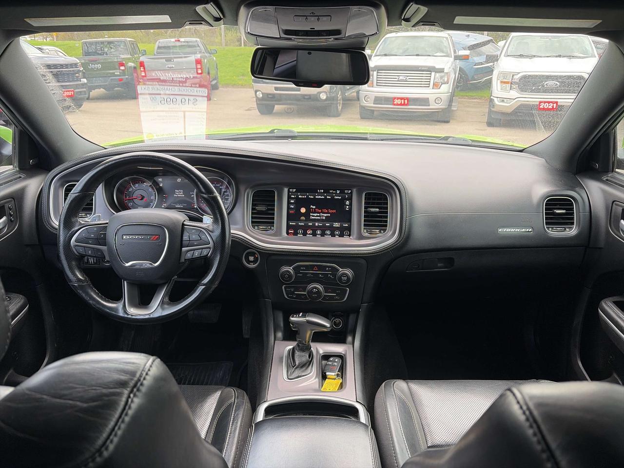 2019 Dodge Charger SXT, AWD, HEATED LEATHER, REMOTE START! Photo