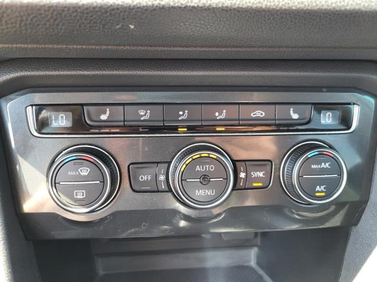 2018 Volkswagen Tiguan COMFORTLINE Photo
