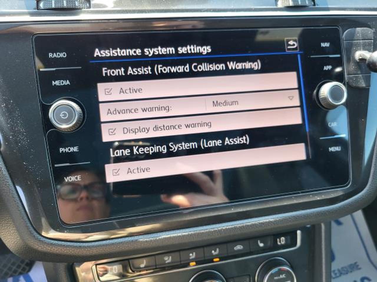 2018 Volkswagen Tiguan RLINE 7 PASSENGER Photo