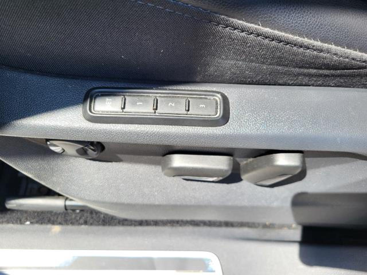 2018 Volkswagen Tiguan Highline Photo