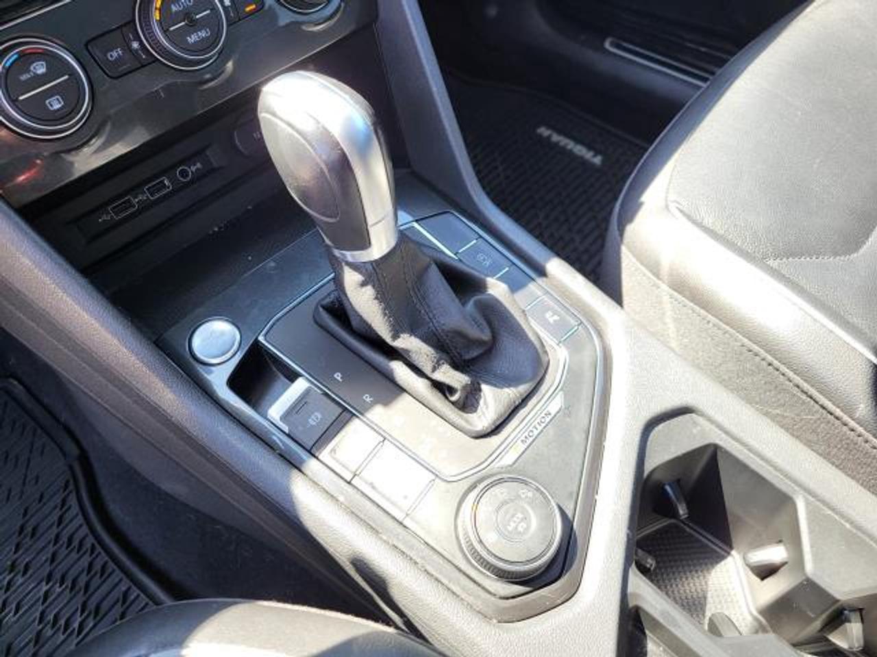 2018 Volkswagen Tiguan Highline Photo