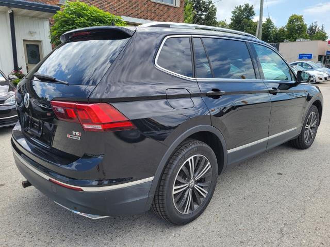2018 Volkswagen Tiguan Highline Photo3
