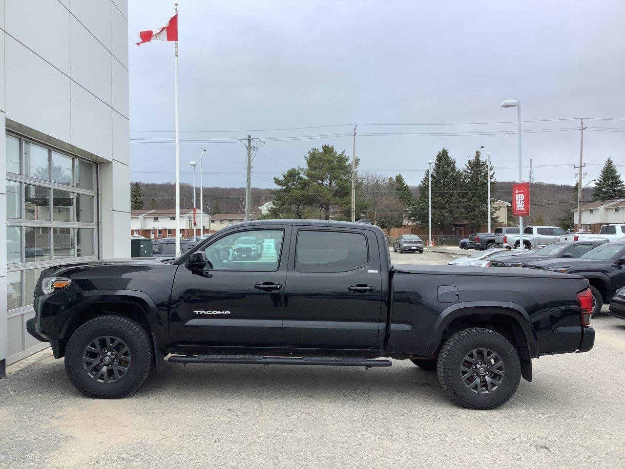 2021 Toyota Tacoma SR5 Photo4