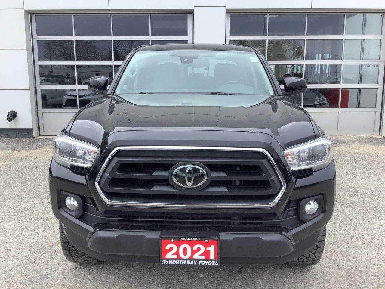2021 Toyota Tacoma SR5 Photo2