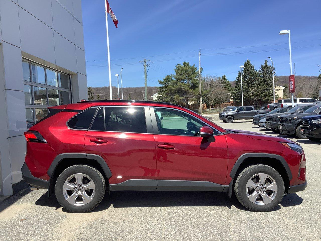 2023 Toyota RAV4 HYB Hybrid XLE Photo