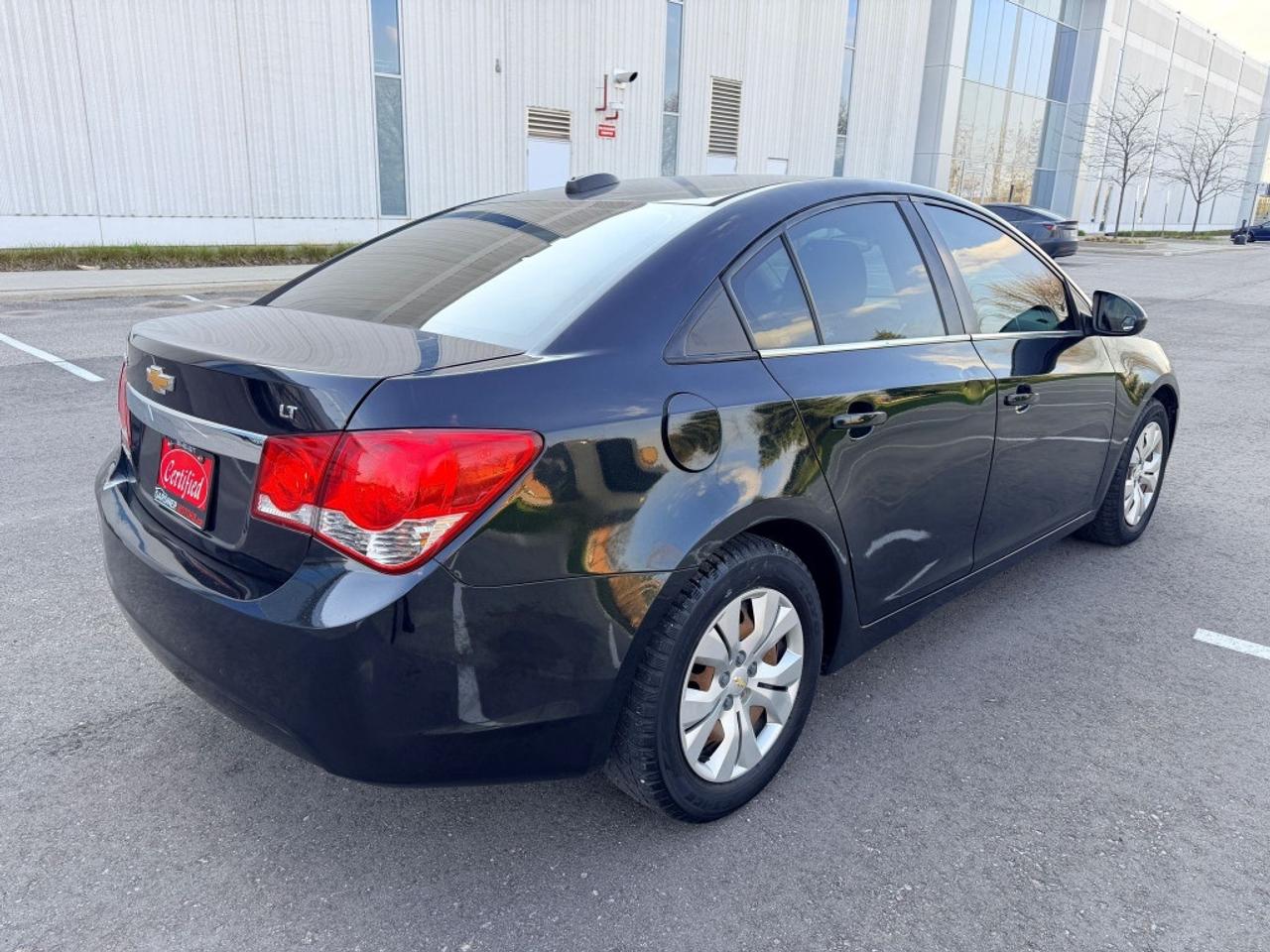 2015 Chevrolet Cruze 4dr Sedan 1LT Photo