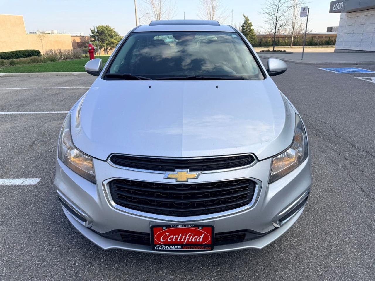 2015 Chevrolet Cruze 4dr Sedan 1LT Photo