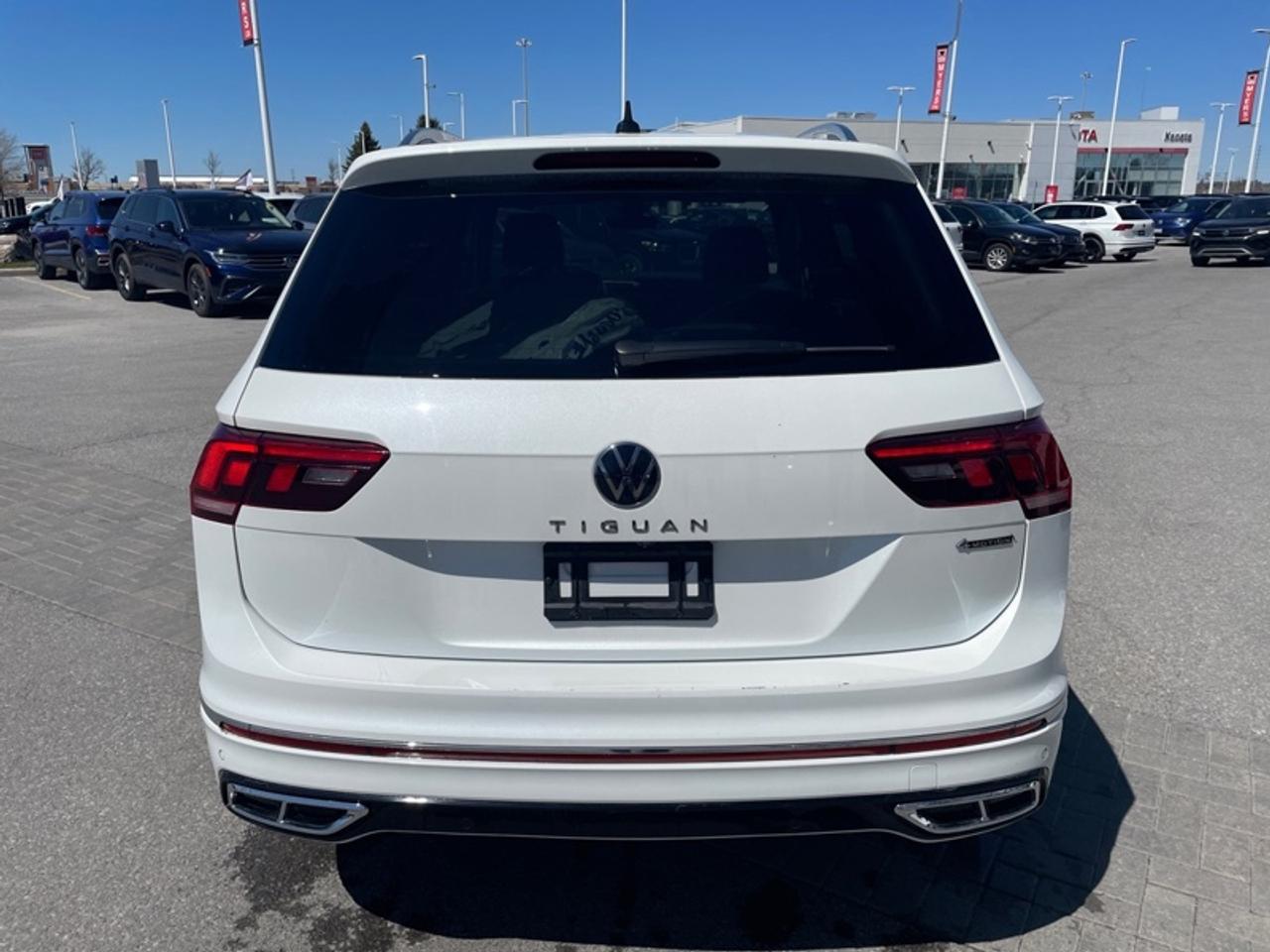 2024 Volkswagen Tiguan Highline R-Line  - Premium Audio Photo