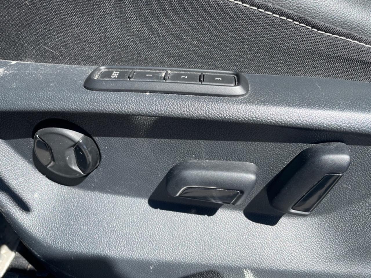 2024 Volkswagen Tiguan Highline R-Line  - Premium Audio Photo