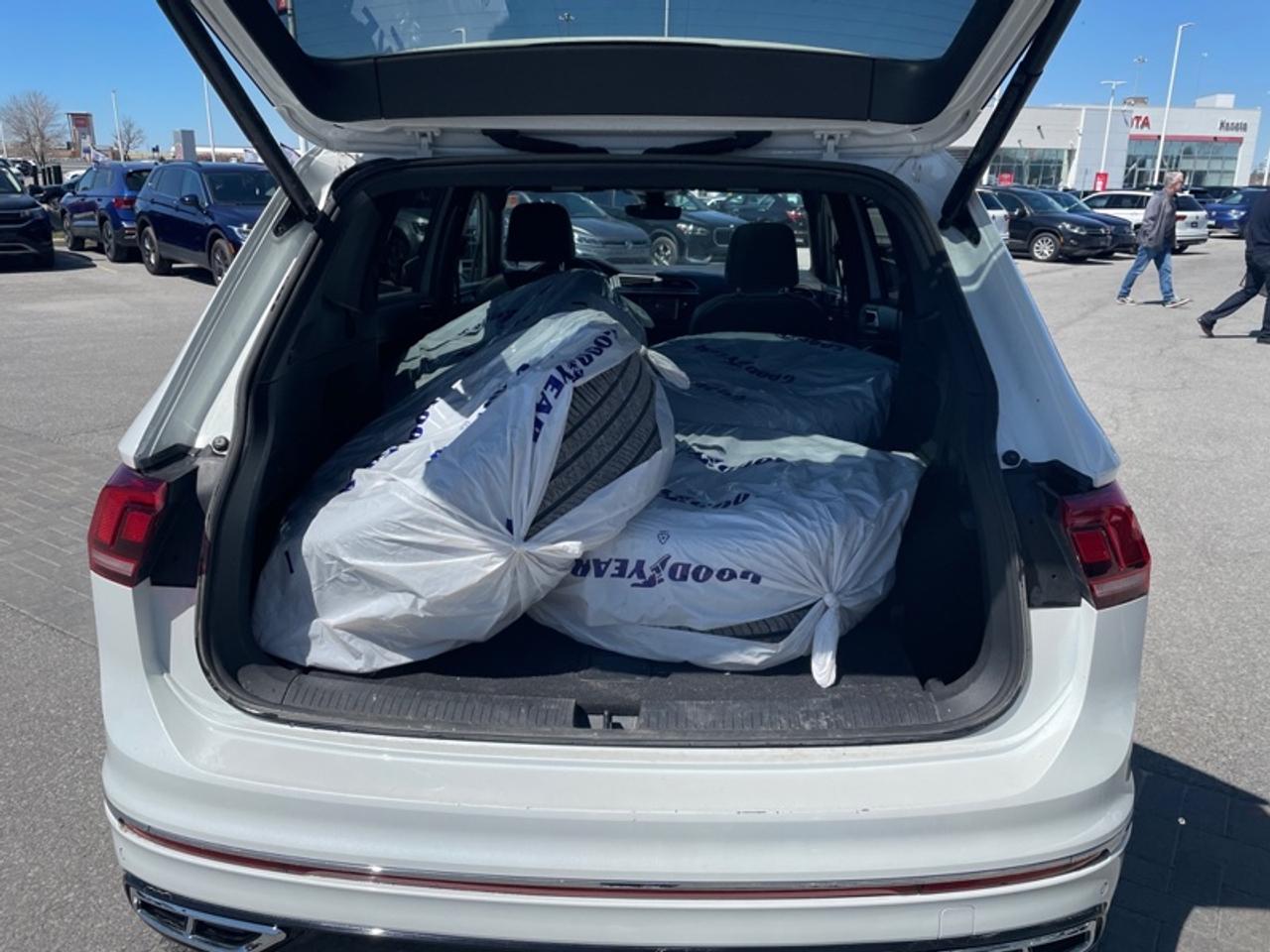 2024 Volkswagen Tiguan Highline R-Line  - Premium Audio Photo