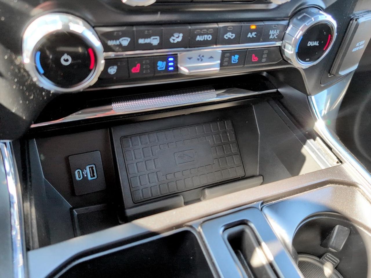 2022 Ford F-150 Lariat  **CLEAN CARFAX** Photo