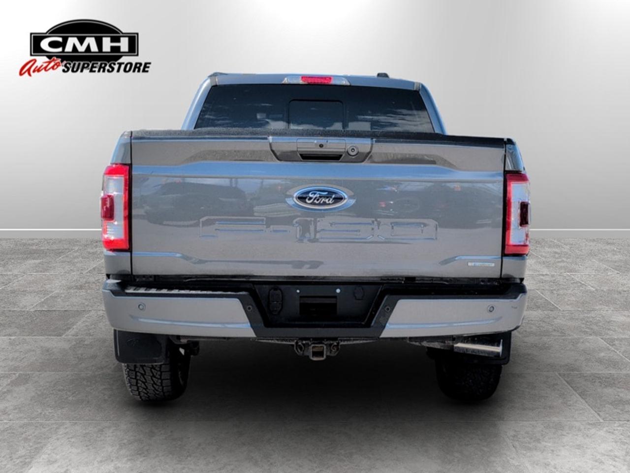 2022 Ford F-150 Lariat  **CLEAN CARFAX** Photo2