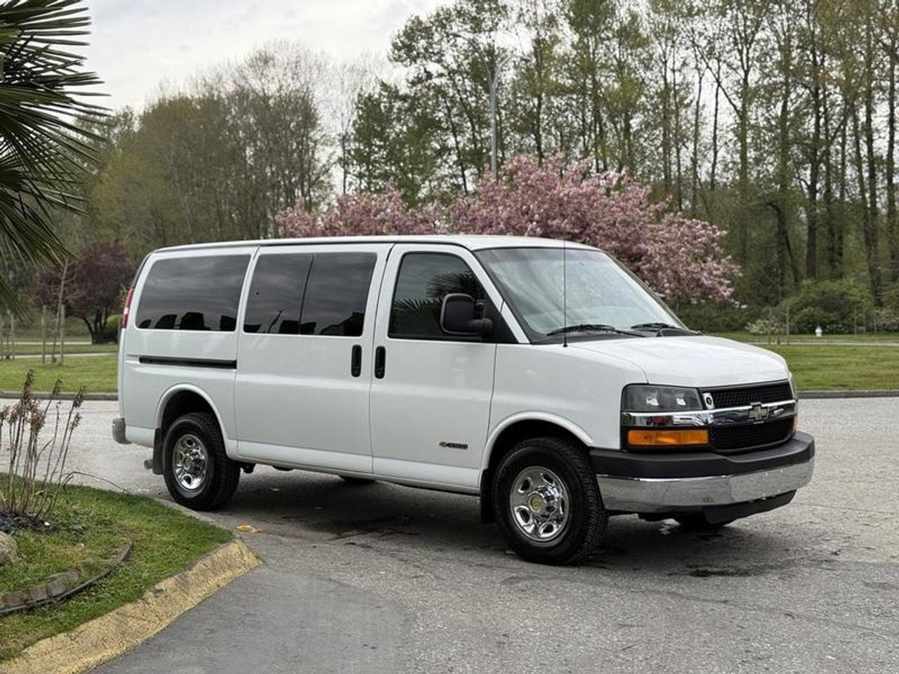 Used 2004 Chevrolet Express 3500 8-Passenger Cargo Van for sale in Burnaby, BC