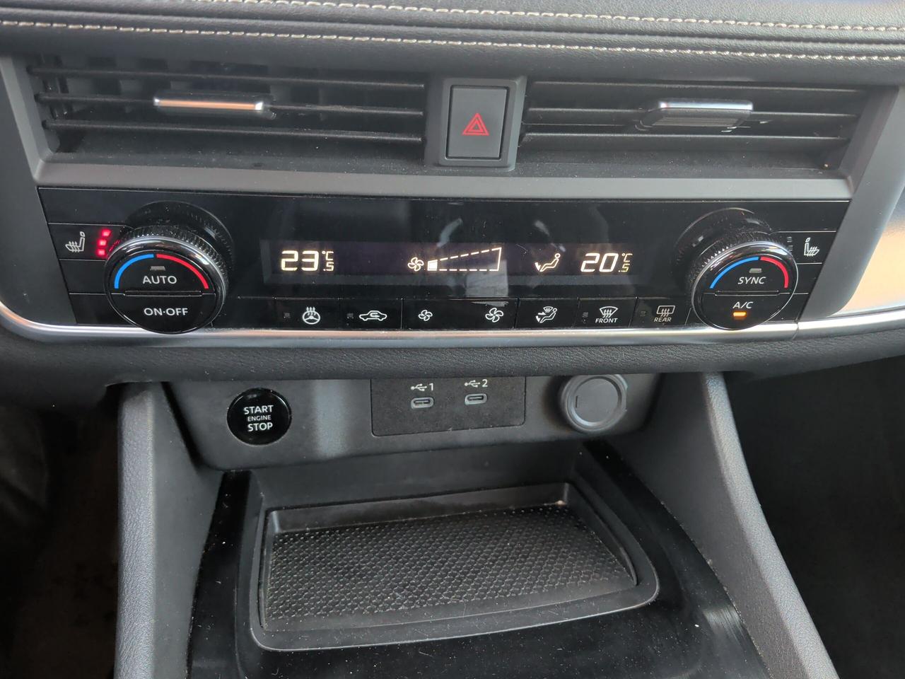 2024 Nissan Rogue SV MOONROOF Photo