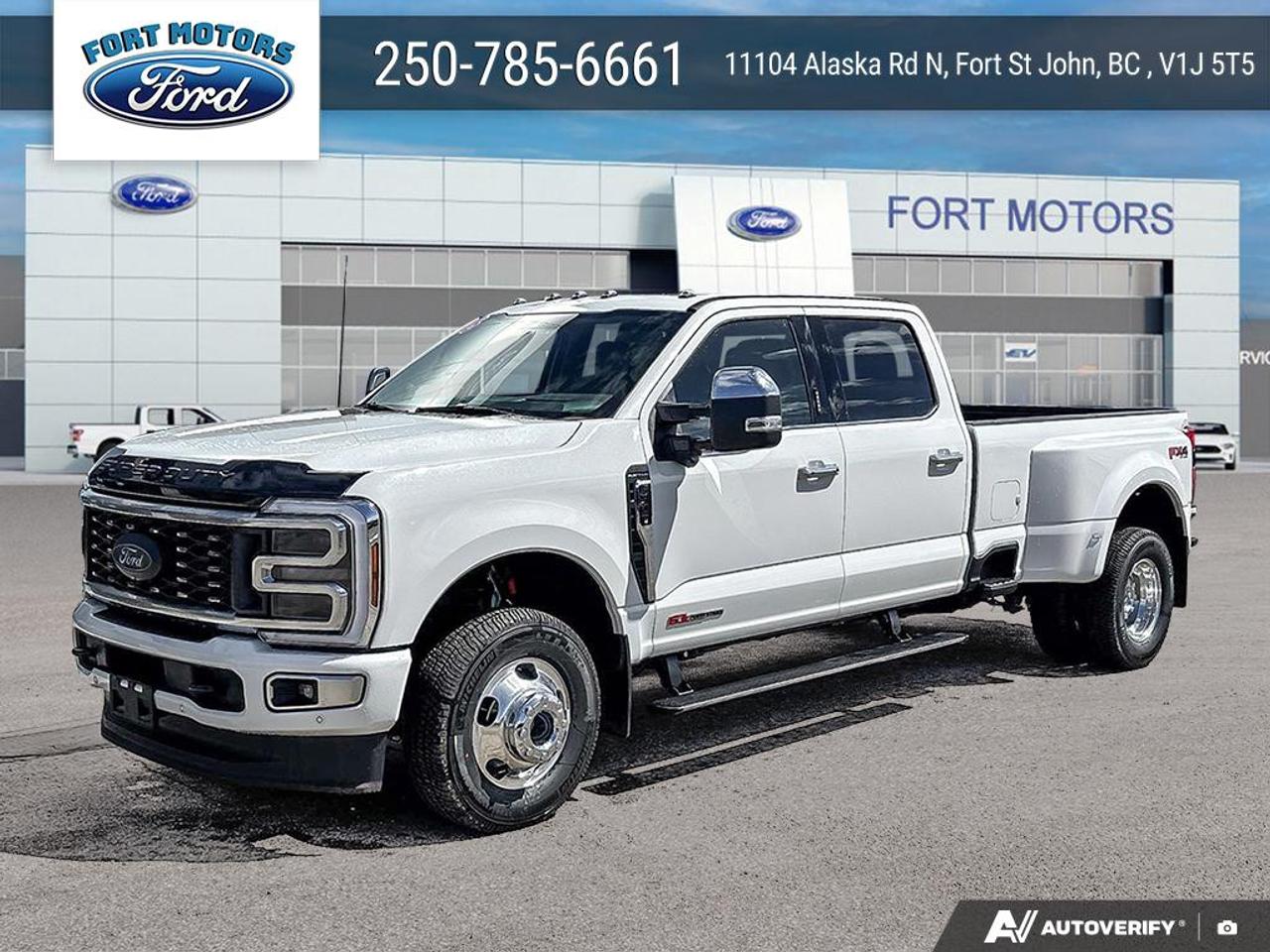 2026 Ford F-350 Super Duty DRW Platinum Photo0