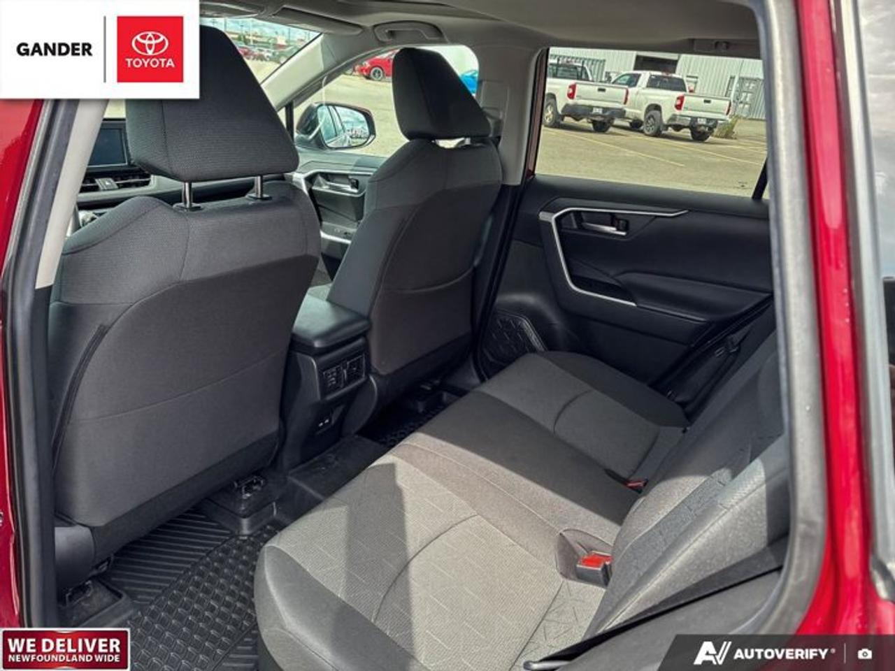 13972860.828902244