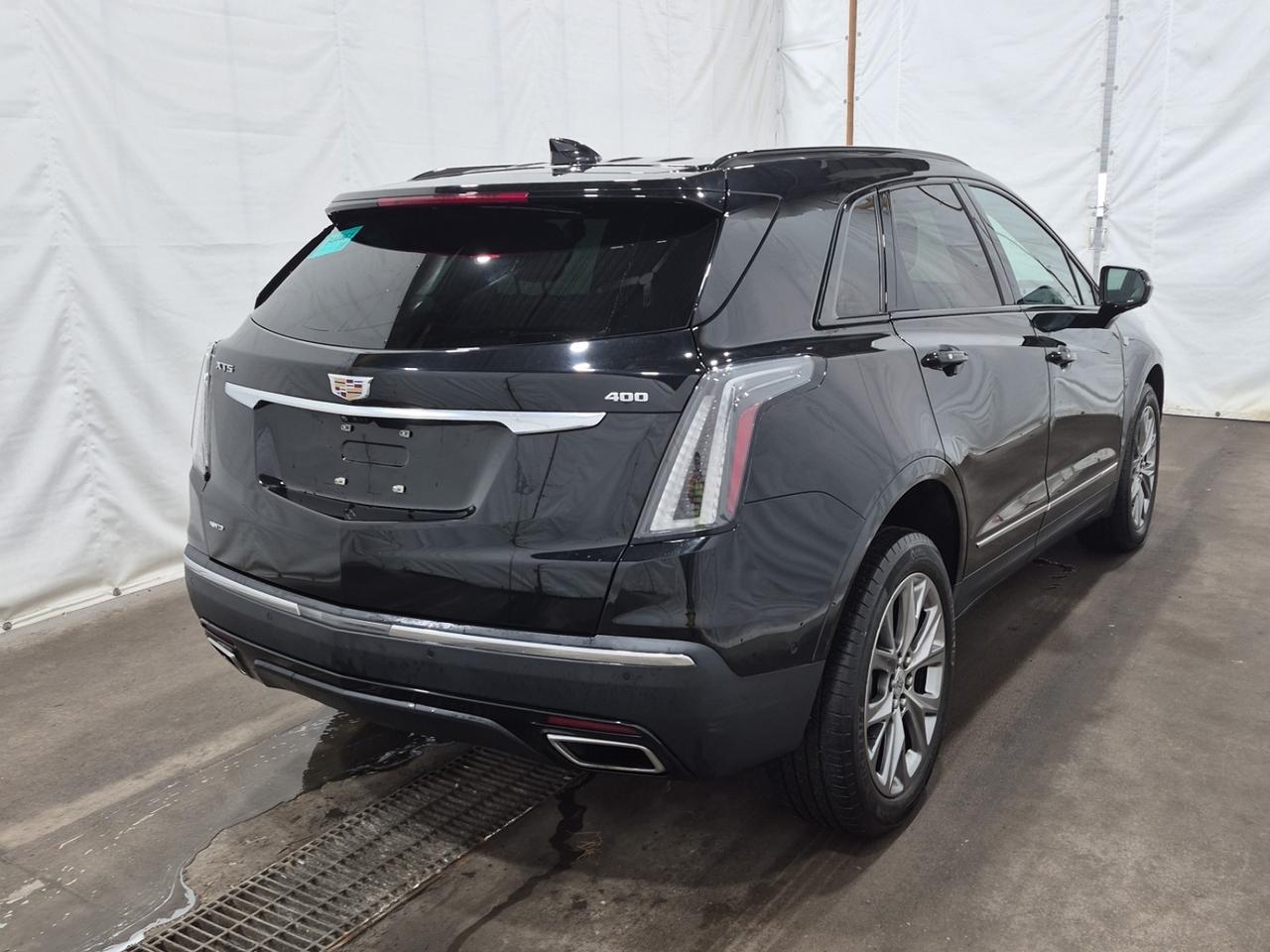 2021 Cadillac XT5 AWD Sport LOADED! HUD, BOSE, CAMERA MIRROR! - Photo #6