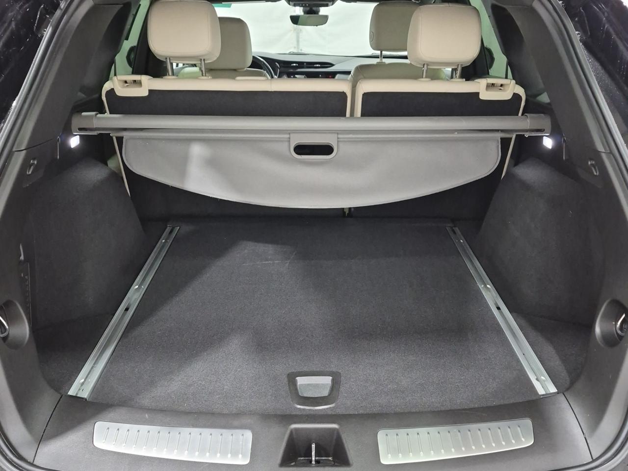 2021 Cadillac XT5 AWD Sport LOADED! HUD, BOSE, CAMERA MIRROR! - Photo #19