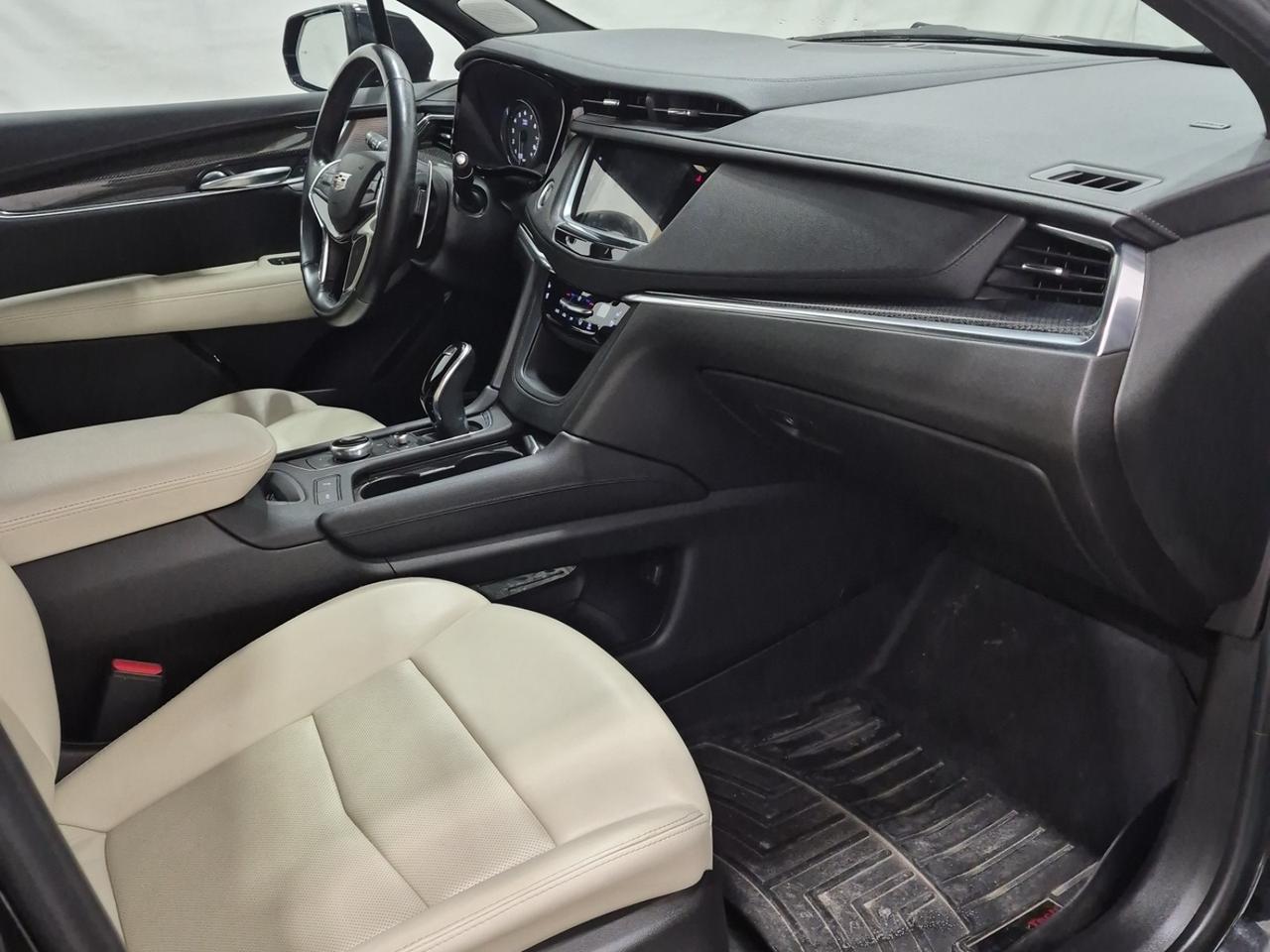 2021 Cadillac XT5 AWD Sport LOADED! HUD, BOSE, CAMERA MIRROR! - Photo #20
