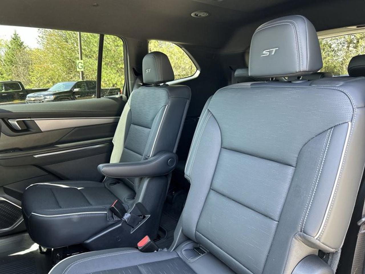 2025 Buick Enclave Sport Touring AWD | No Accidents | Leather Seats | 360 Camera Photo