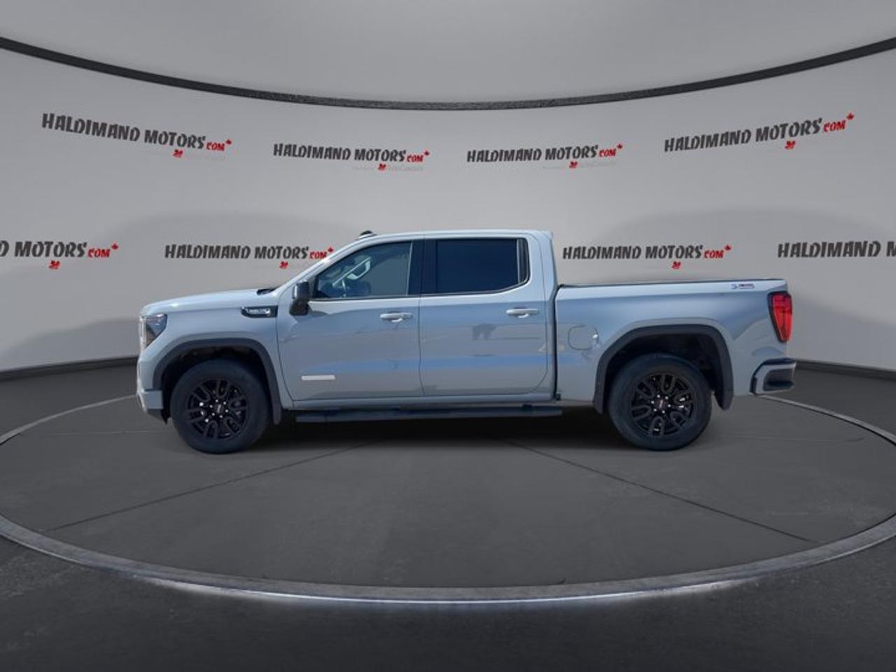 2024 GMC Sierra 1500 Elevation Crew Cab Standard Box 4WD | No Accidents | Leather Seats | 360 Camera Photo3