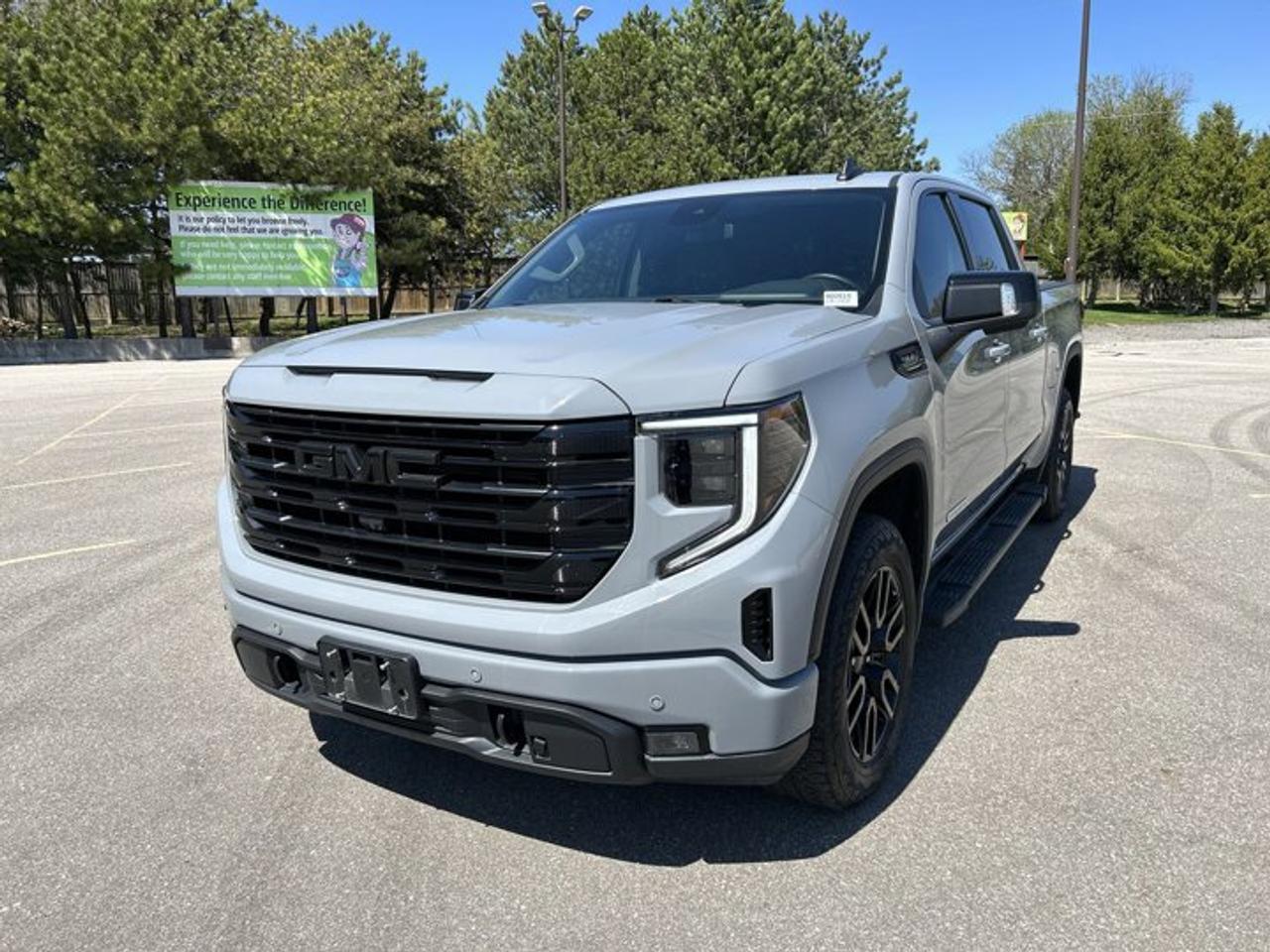 2024 GMC Sierra 1500 Elevation Crew Cab Standard Box 4WD | No Accidents | Leather Seats | 360 Camera Photo