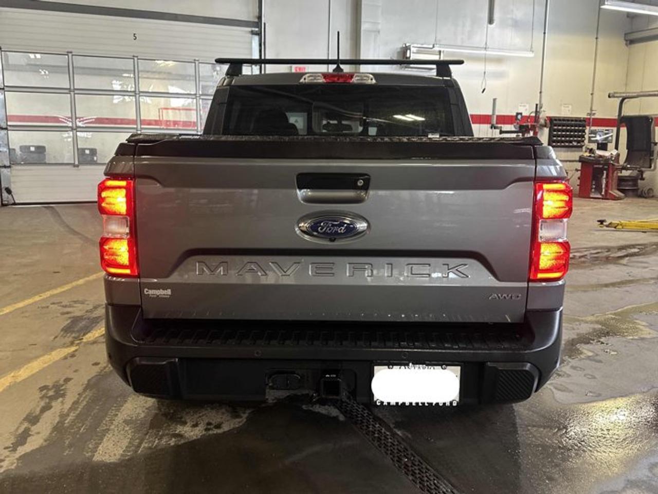 2022 Ford Maverick LARIAT 4WD | Leather | Sunroof | Heated Seats | 4K Tow Pkg | FX4 | Luxury Pkg | and More ! Photo
