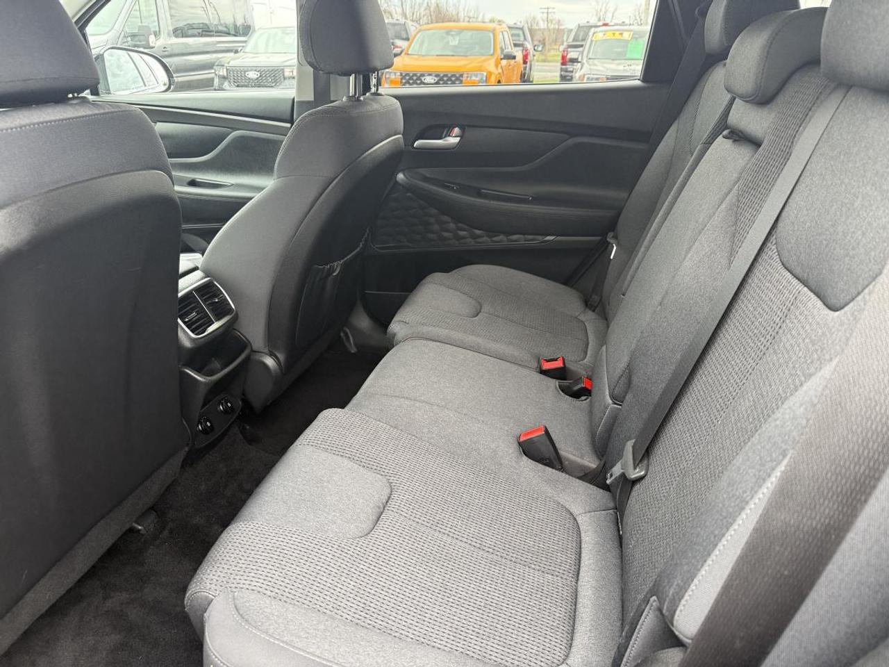 2020 Hyundai Santa Fe SE Photo