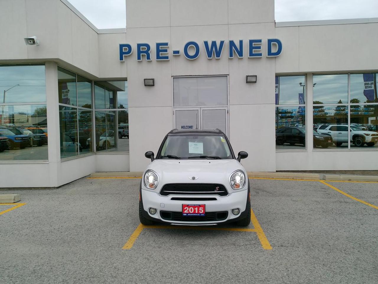 2015 MINI Cooper C ALL4 4dr S Photo2