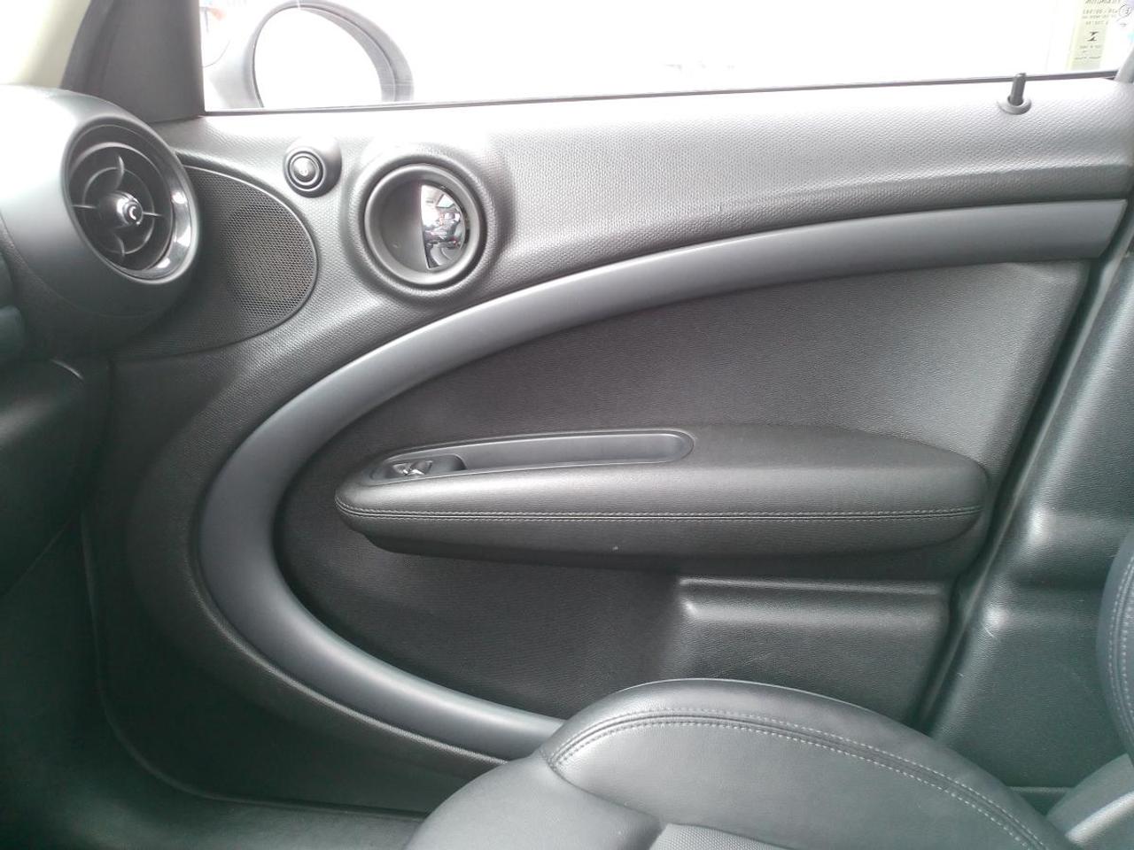 2015 MINI Cooper C ALL4 4dr S Photo