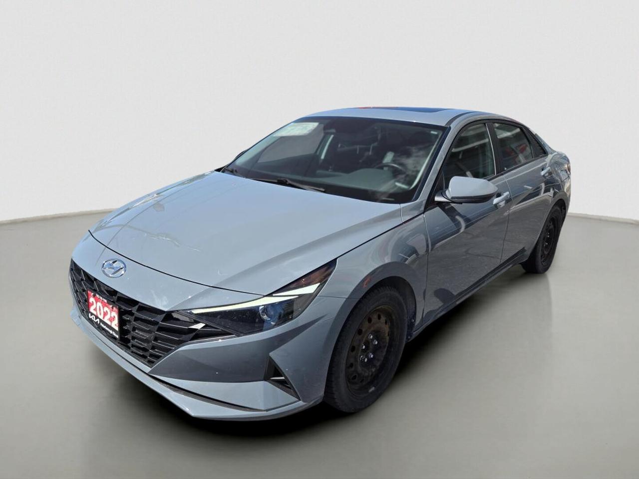 2022 Hyundai Elantra Preferred IVT w/Sun &amp; Tech Package Photo