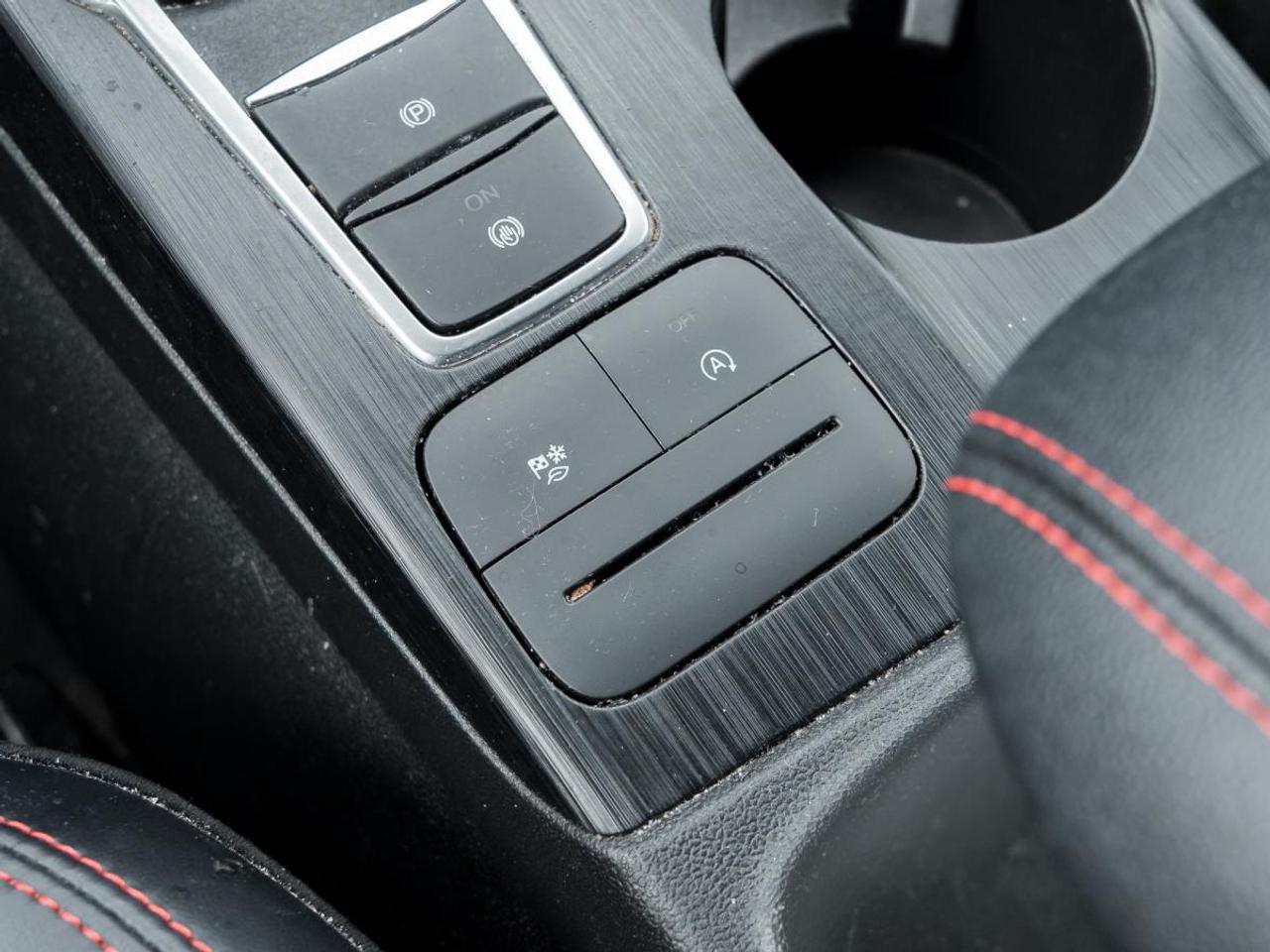 2023 Ford Escape ST-Line Photo