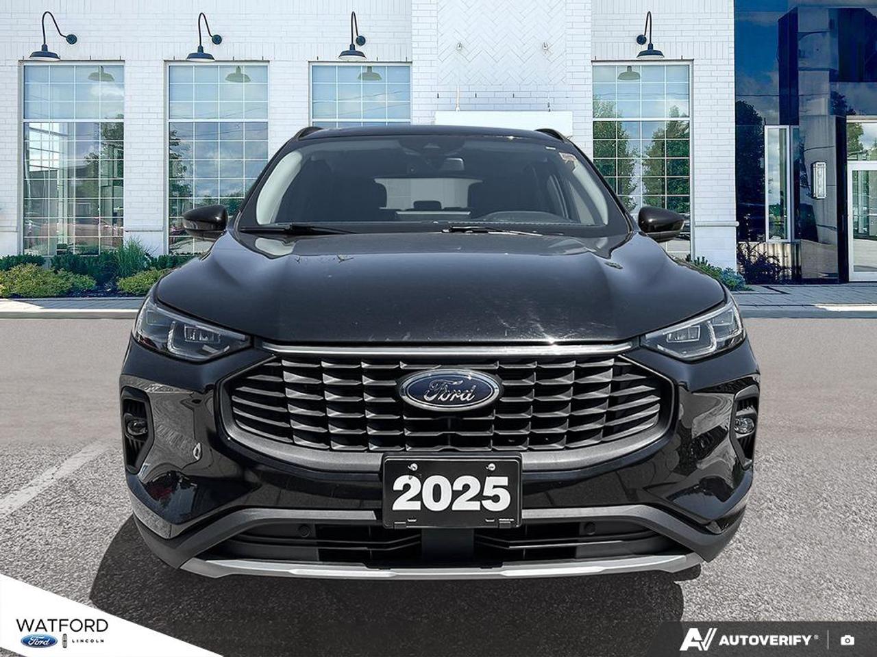 2025 Ford Escape Platinum AWD Photo