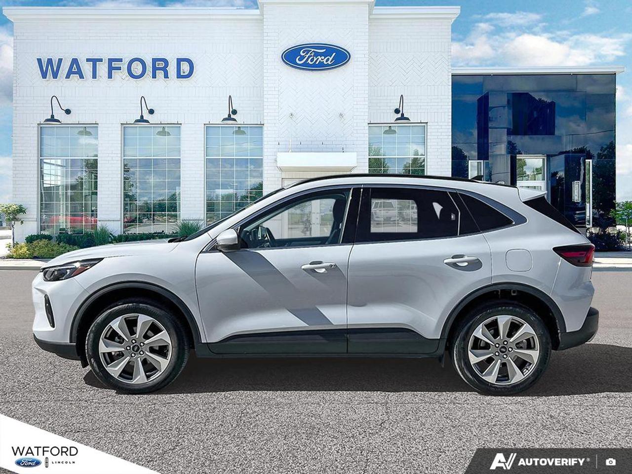 2025 Ford Escape Platinum AWD Photo