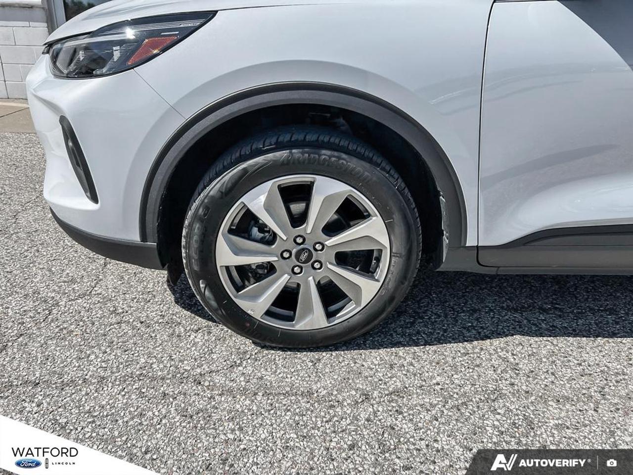 2025 Ford Escape Platinum AWD Photo