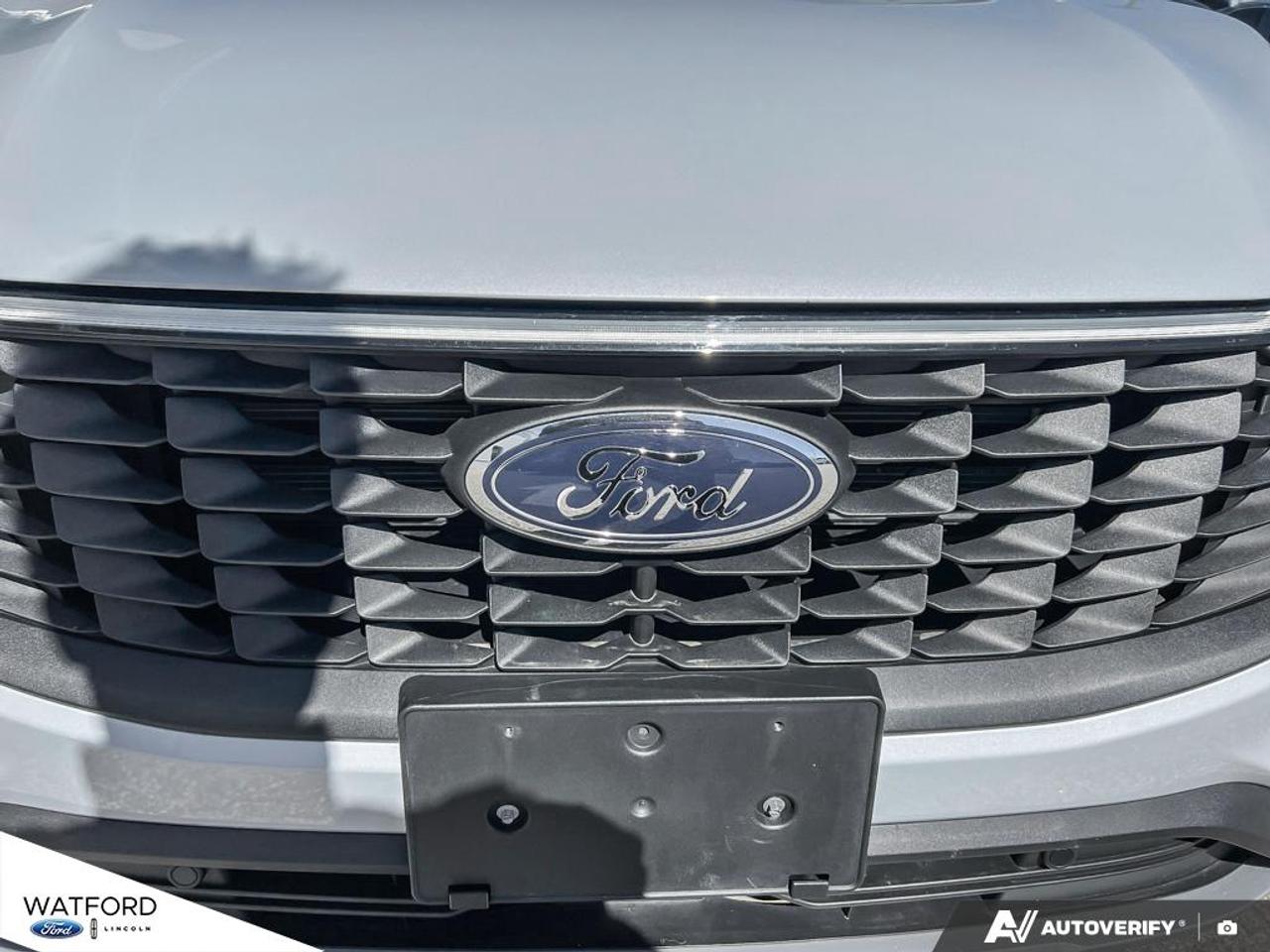 2025 Ford Escape Platinum AWD Photo