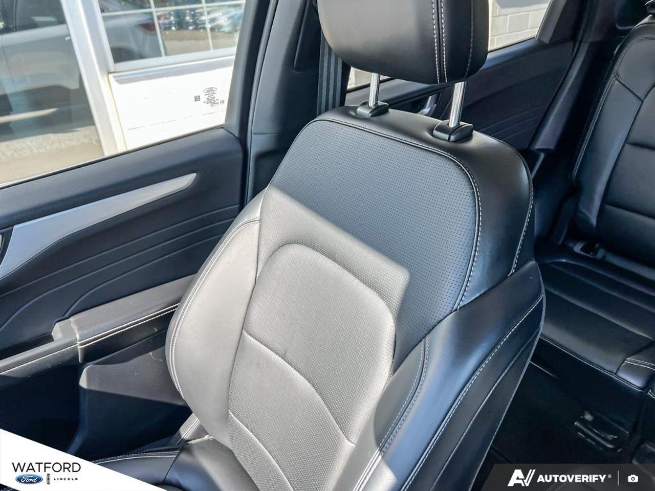 2025 Ford Escape Platinum AWD Photo