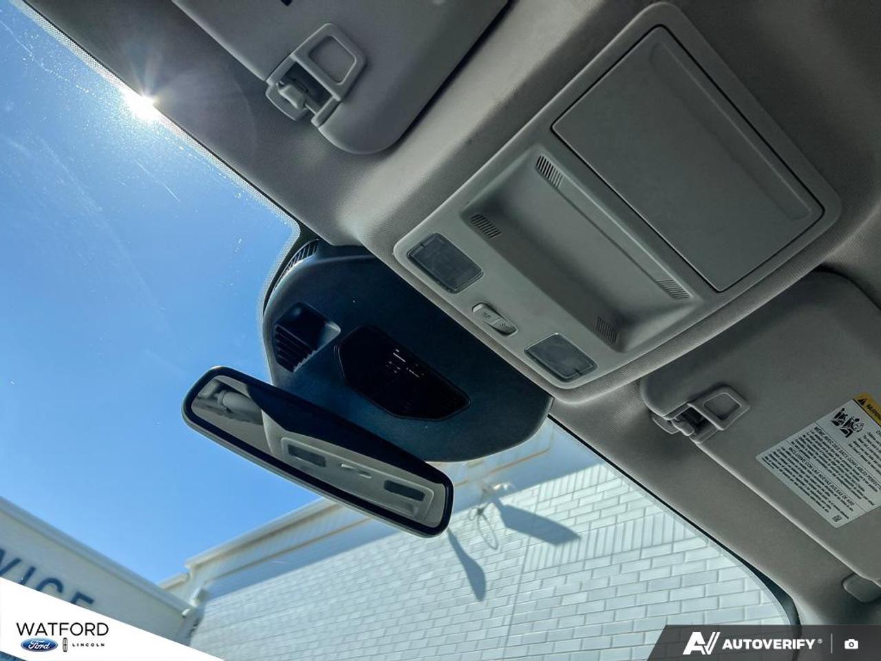 2025 Ford Escape Platinum AWD Photo