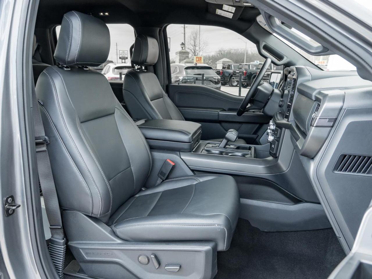 2024 Ford F-150 XLT Photo