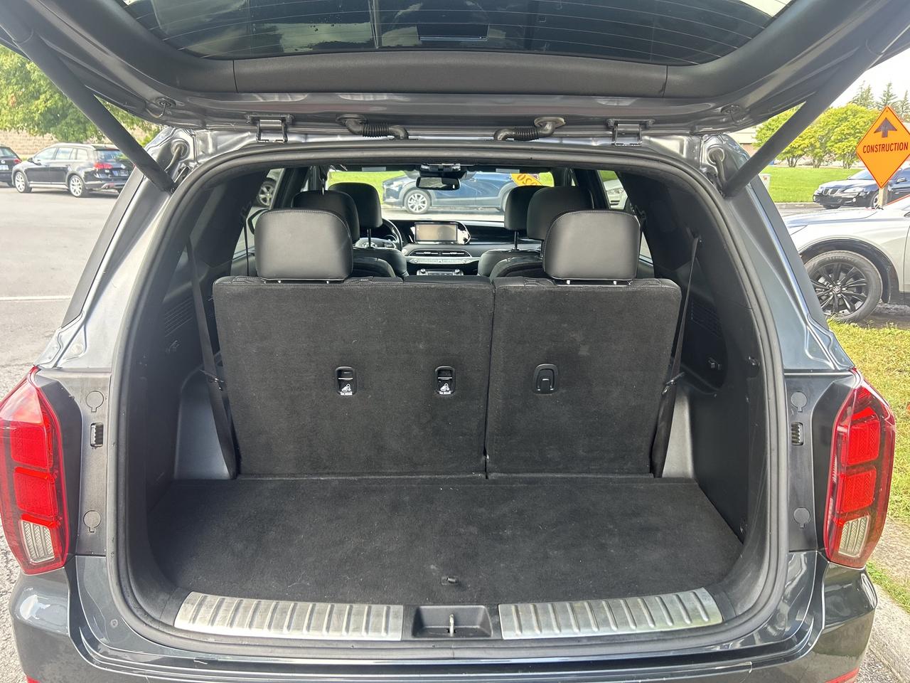 2020 Hyundai PALISADE Ultimate LOADED! SUNROOF, LEATHER, HEATED SEATS!! - Photo #8