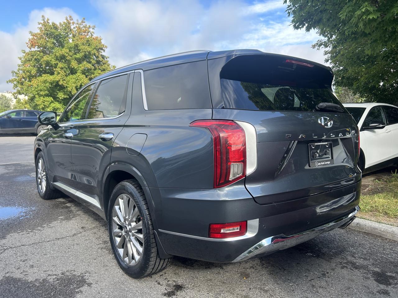 2020 Hyundai PALISADE Ultimate LOADED! SUNROOF, LEATHER, HEATED SEATS!! Photo