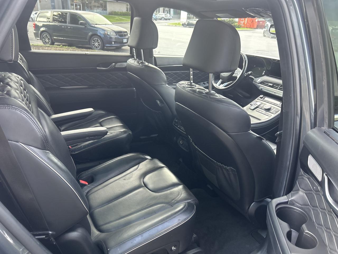 2020 Hyundai PALISADE Ultimate LOADED! SUNROOF, LEATHER, HEATED SEATS!! Photo