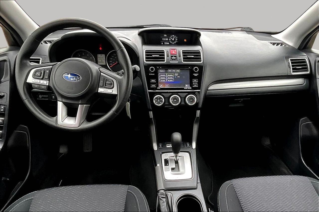 2017 Subaru Forester 2.5i Photo