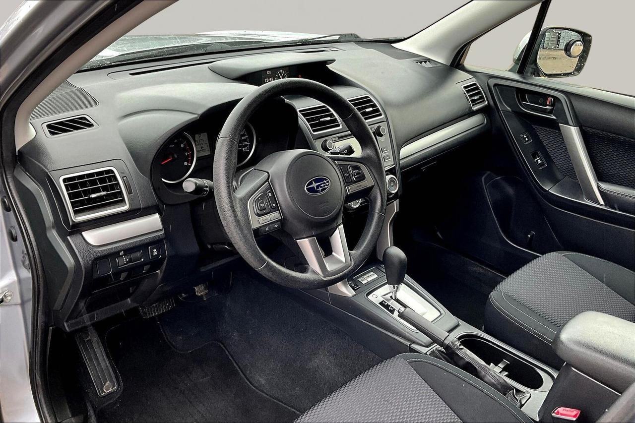 2017 Subaru Forester 2.5i Photo
