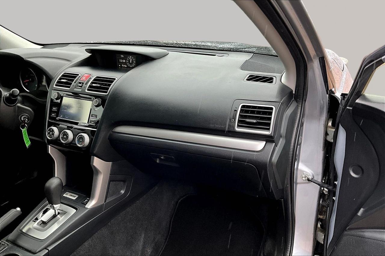2017 Subaru Forester 2.5i Photo