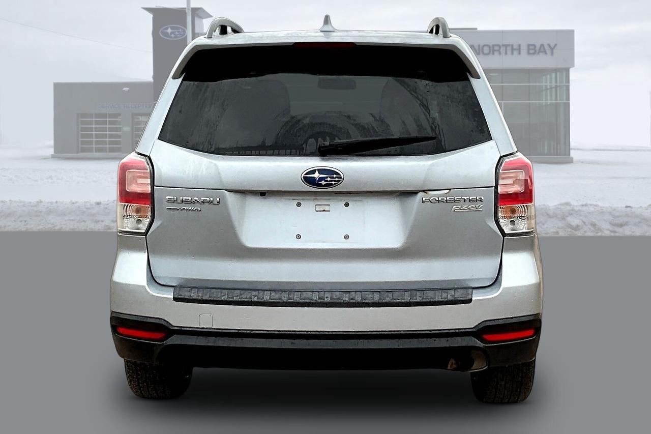 2017 Subaru Forester 2.5i Photo