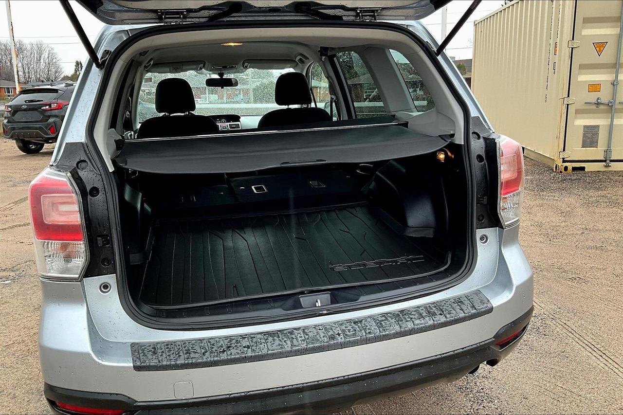 2017 Subaru Forester 2.5i Photo