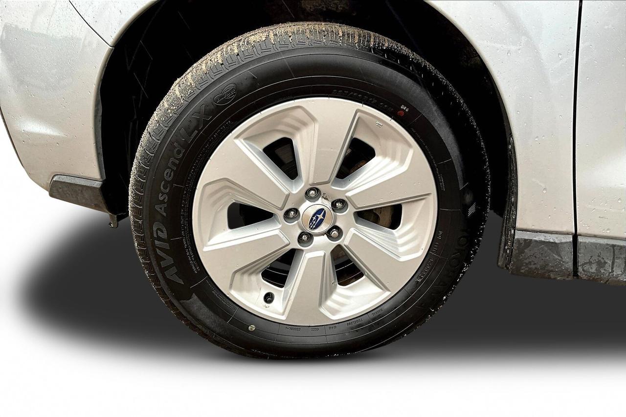 2017 Subaru Forester 2.5i Photo