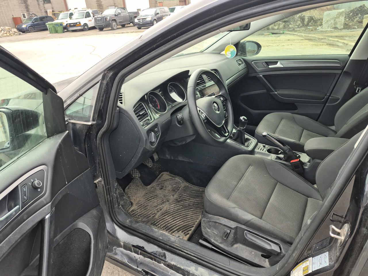 2021 Volkswagen Golf Comfortline - 6SPD!! NAV, HEATED SEATS, B/U CAM! - Photo #11