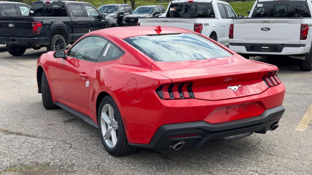 2026 Ford Mustang EcoBoost Premium Fastback Photo